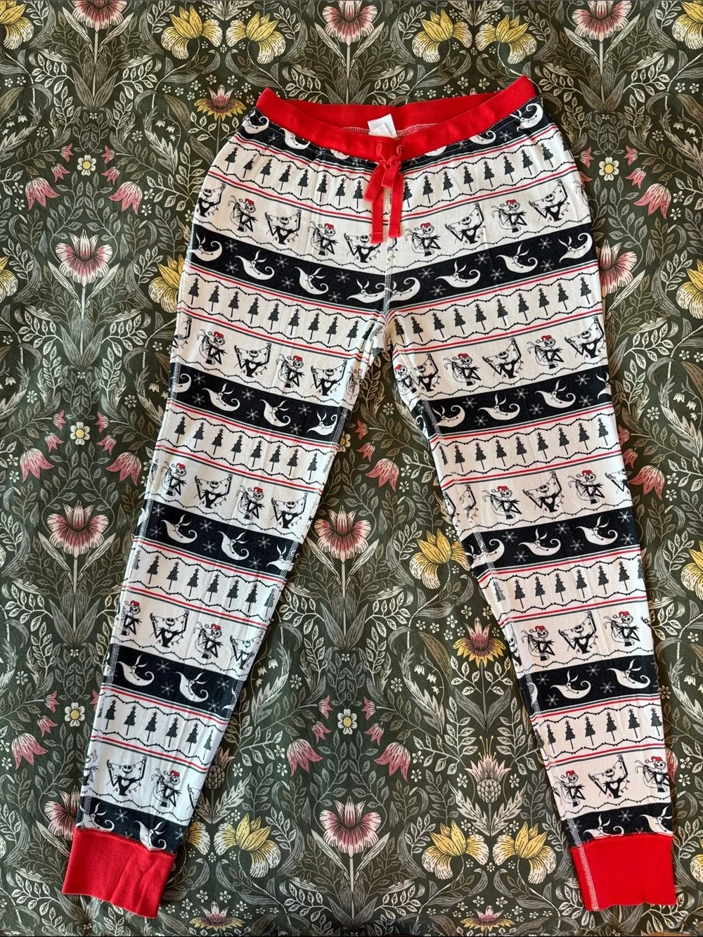 Hanna Andersson Adult Nightmare Before Christmas Pjs- XS top/S pants, mommy & me